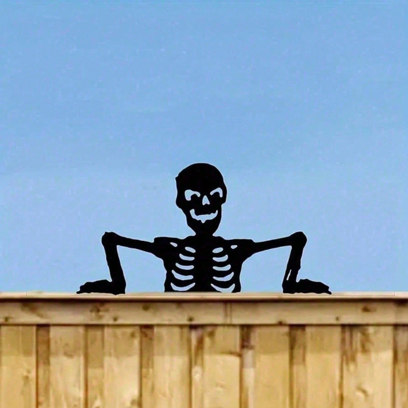 Gothic Metal Skull Silhouette Wall Plaque - Outdoor & Indoor Halloween Decor — foto 3