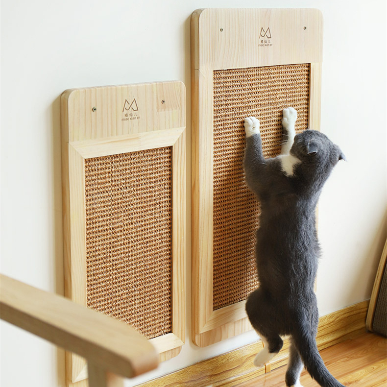 Griffoir mural en bois massif pour chat 5