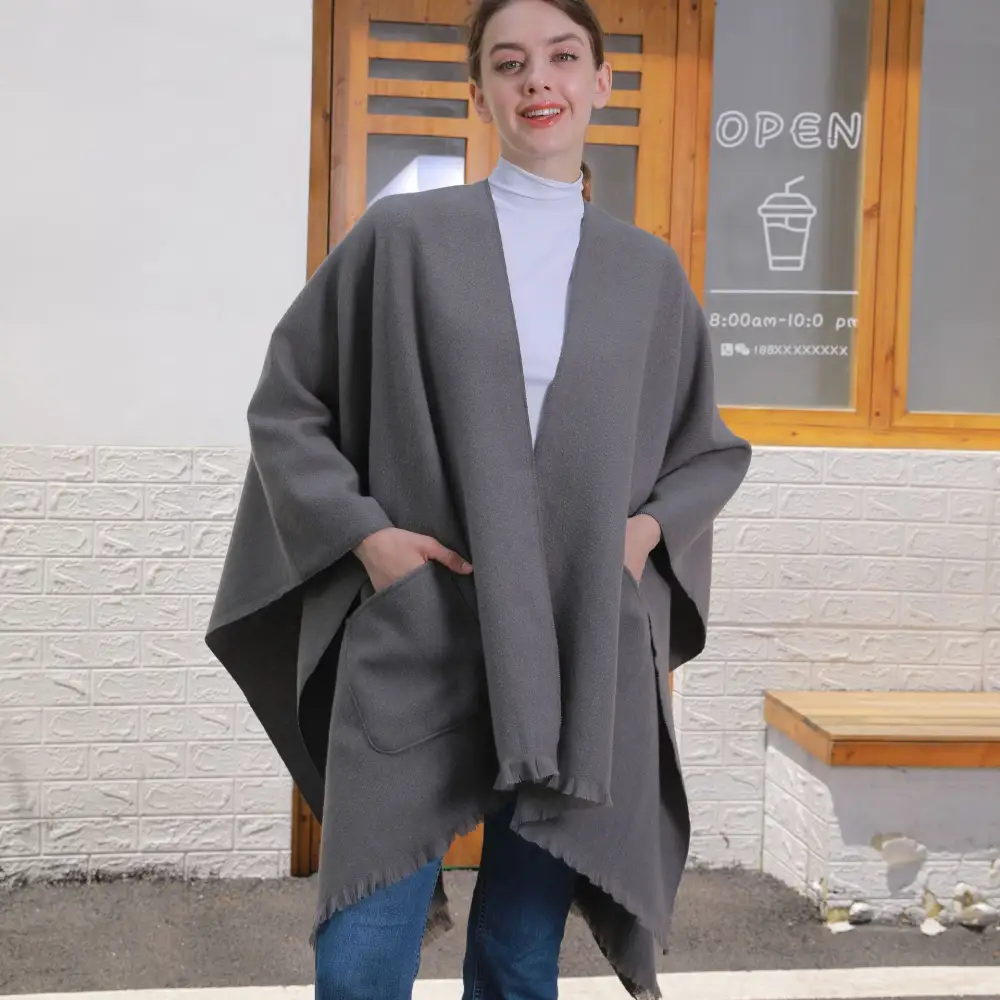 Women's Solid Color Pocket Shawl