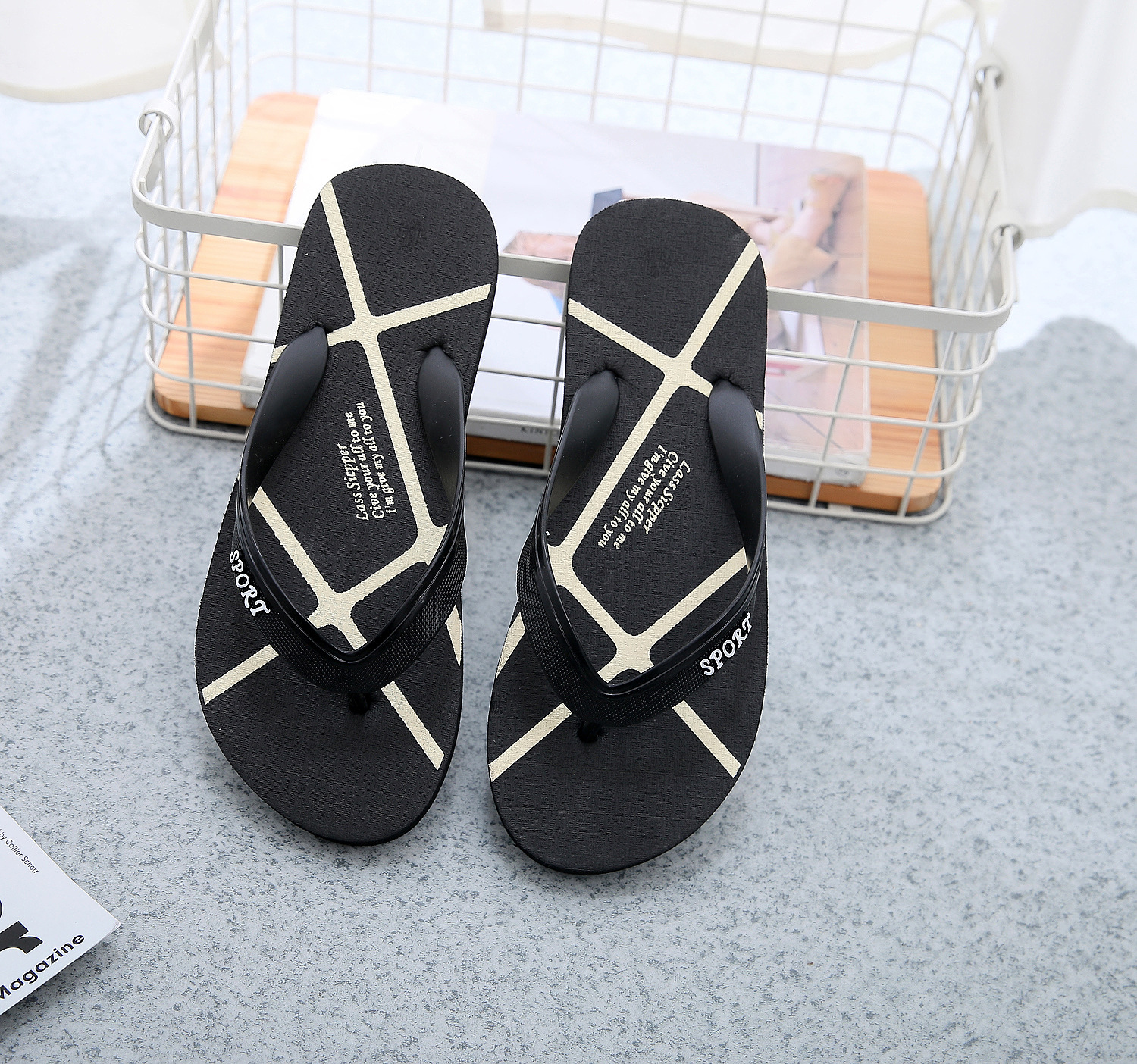 Title 2, Unisex Koreanische Strand Flip-Flops ohne Rutsc...