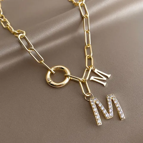 Chain Short Necklace for Woman M Letter Pendant Neck