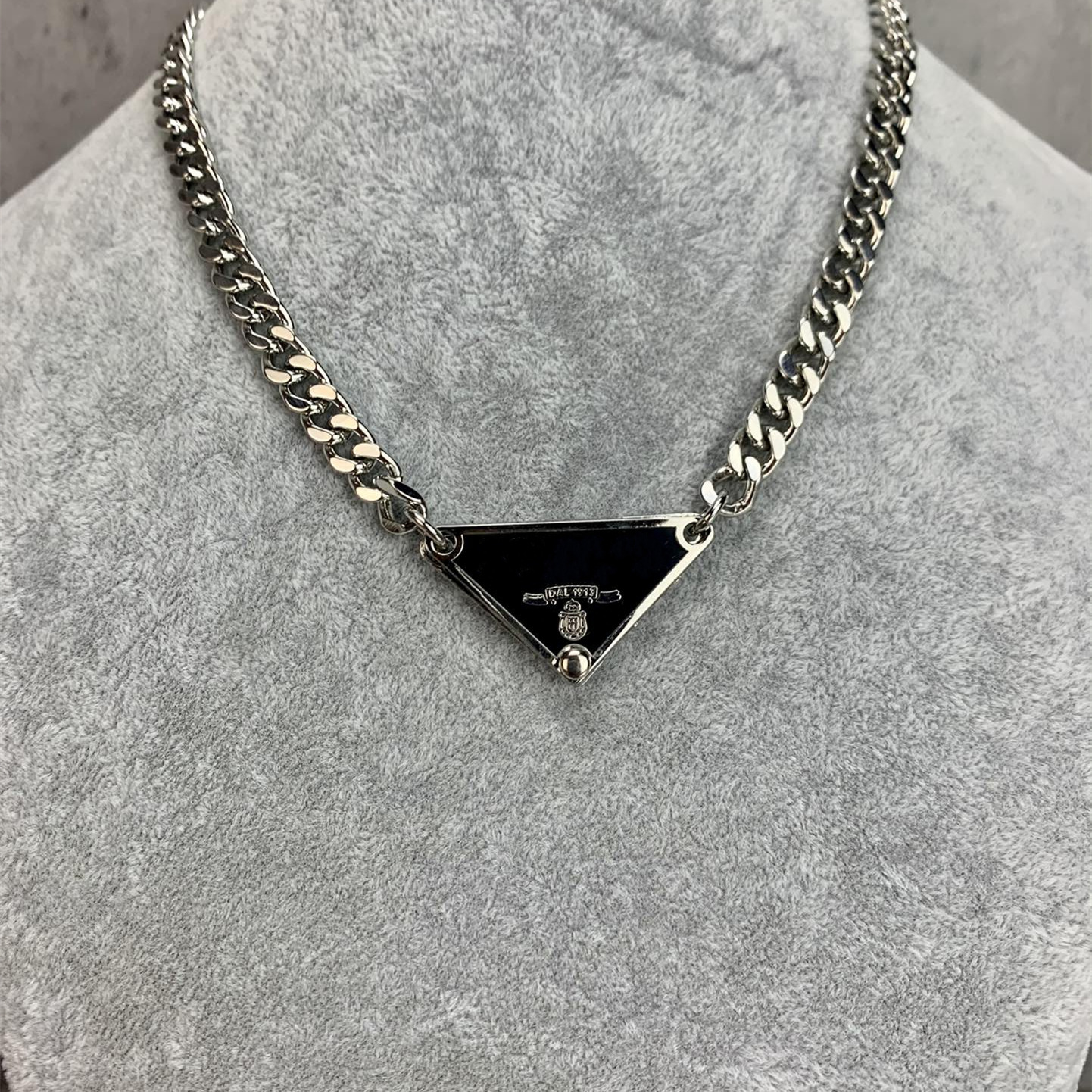 Letter Pendant Necklace Female Retro Personality Ins Wind Inverted Triangle Clavicle Necklace Tide
