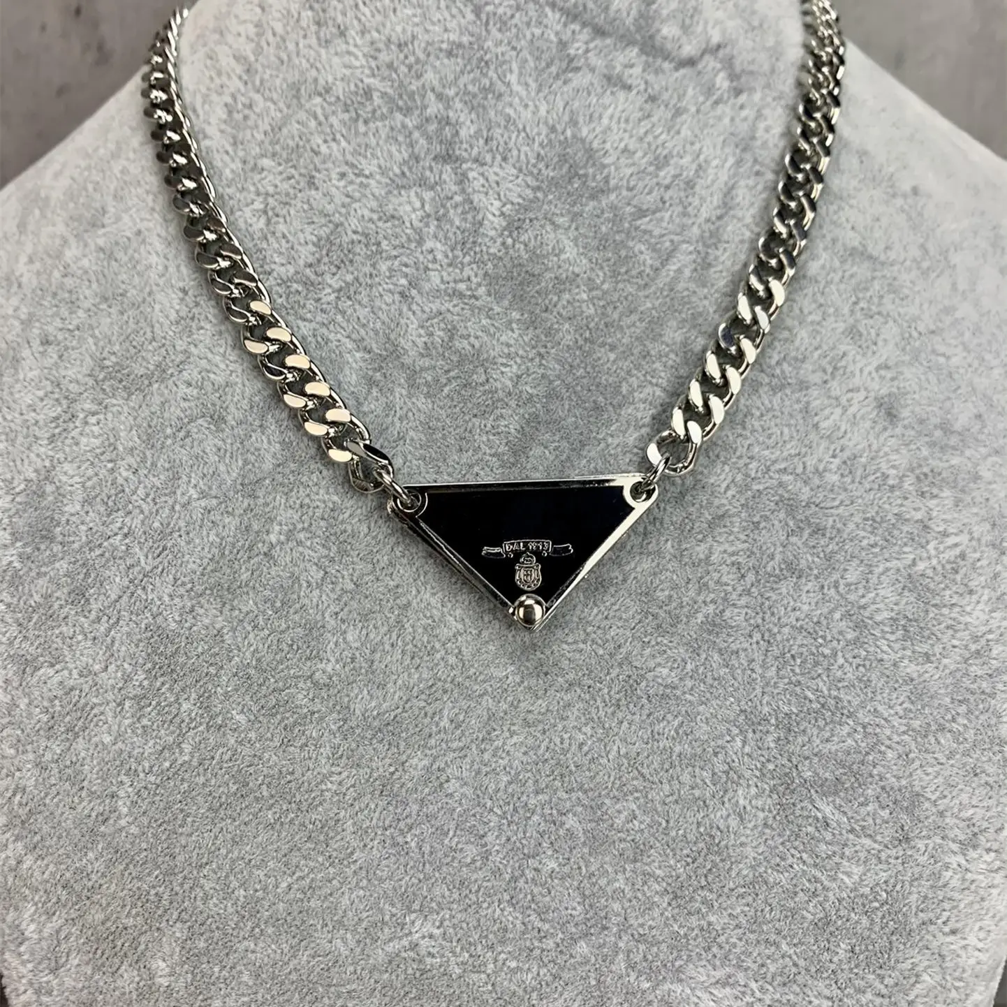 Letter Pendant Necklace Female Retro Personality Ins Wind Inverted Triangle Clavicle Necklace Tide
