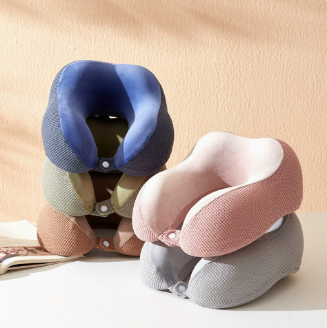 Pernă ergonomică pentru gât în formă de U, din spumă cu memorie, cu suport pentru bărbie din două tipuri de țesături, ideală pentru călătorii, prevăzută cu