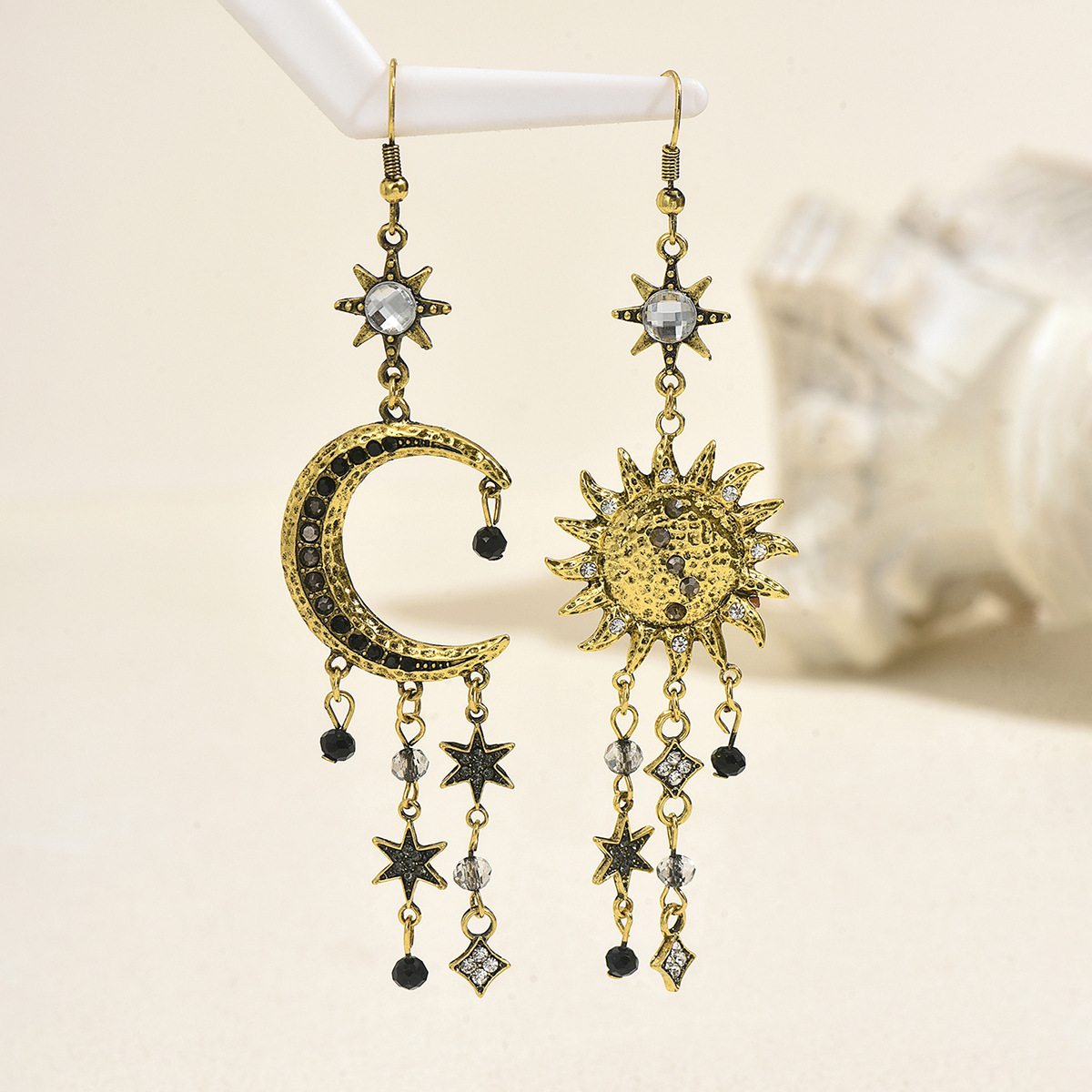 Cross-Border European Vintage Earrings For Women, Unique Sun Moon Tassel Stud Earrings Inlaid Rhinestones, Versatile Pendant Premium Ear Jewelry