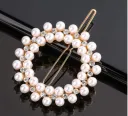 Disc Pearl Rhinestone Frog Cli