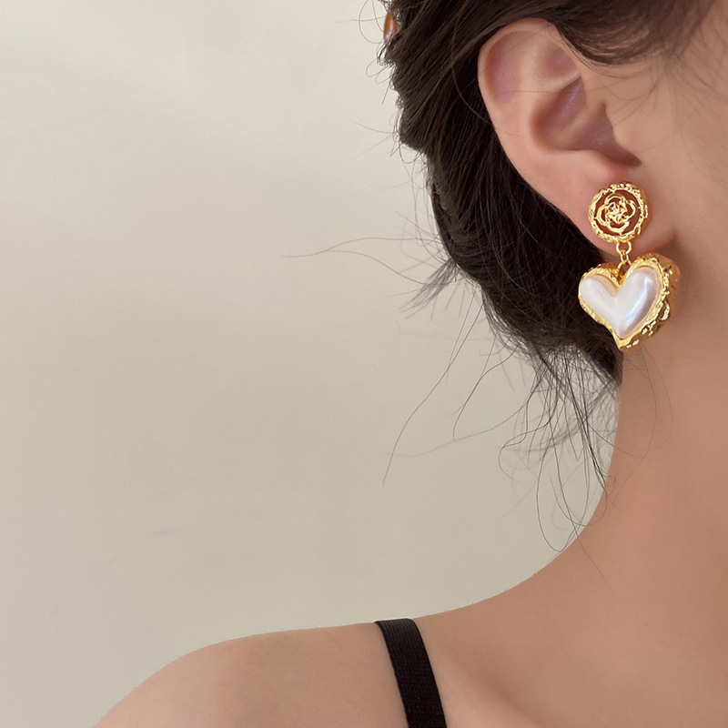 Fashion Flower Pearl Love Earrings
