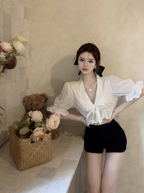 Women's French V Neck Ruffle Short Sleeve Shirt