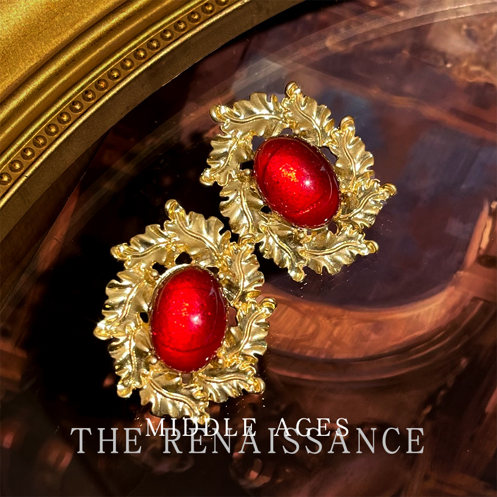 Vintage Royal Palace Earrings - Exaggerated Retro Western Zircon Studs, Light Luxury Baroque Statement Jewelry For Her