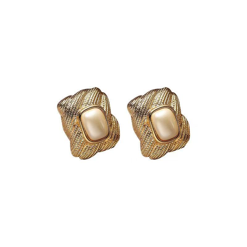 2026 New Geometric Textured Earrings, Vintage Niche Design With Premium Appeal For Women