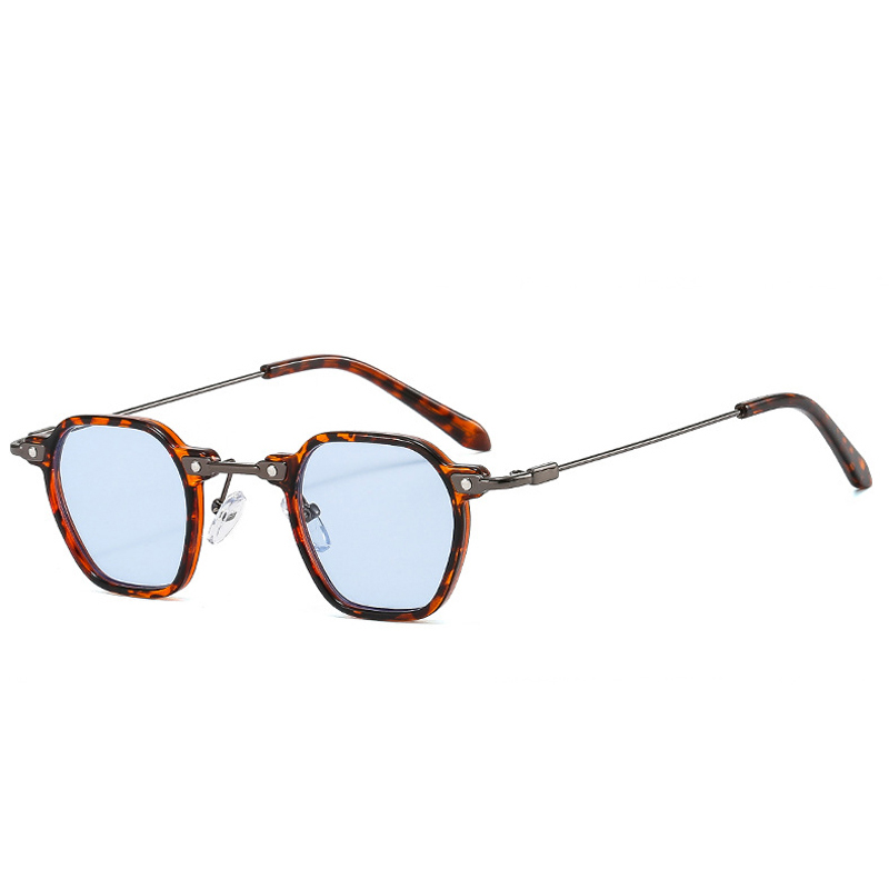 Vintage Small Frame Round Steampunk Sunglasses - Image 4