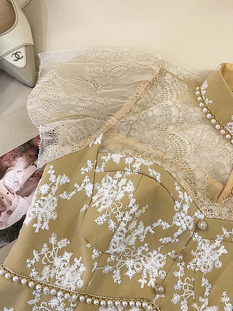 Lace Stitching Semi-turtleneck Dress Gentle Wind