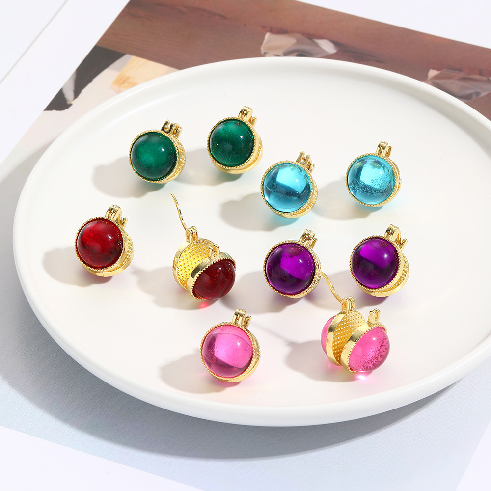 Title 4, Womens Fashion Retro Color Radian Round Earrin...