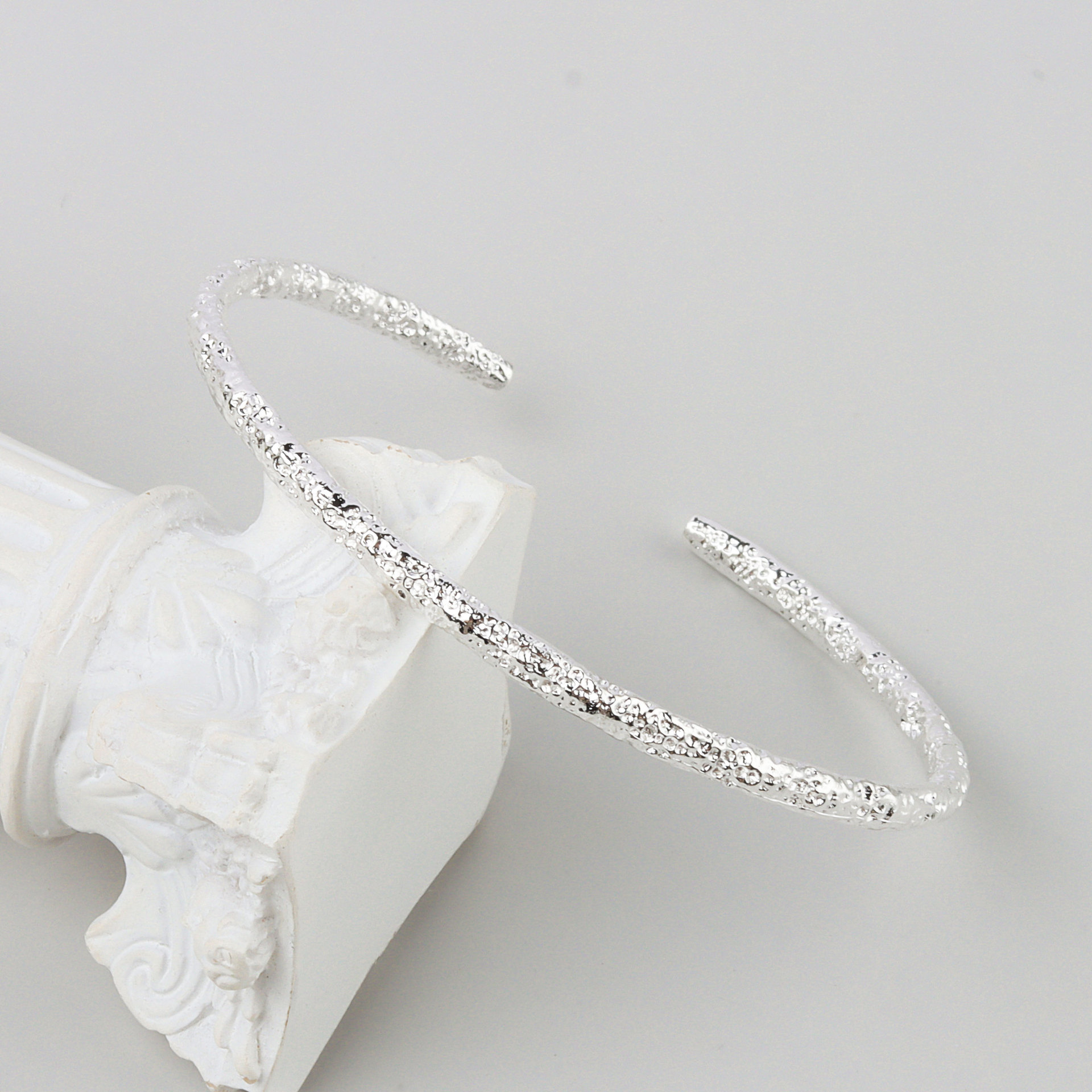 Women's Fashion Simple And Irregular Bracelet
