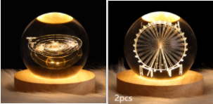 Kleine nachtlamp met kristallen bol, sterrenhemel en planeten – massiefhouten lampvoet, zonnestelsel 6 cm, 2 stuks
