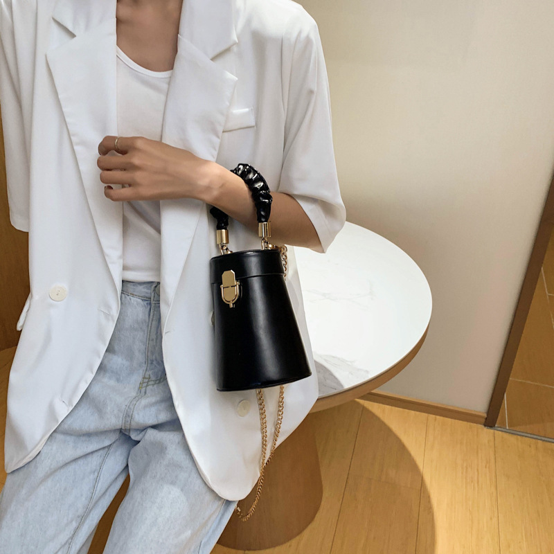 Personalized Hand Carry Messenger Bag Texture Ins Bucket Bag Chain