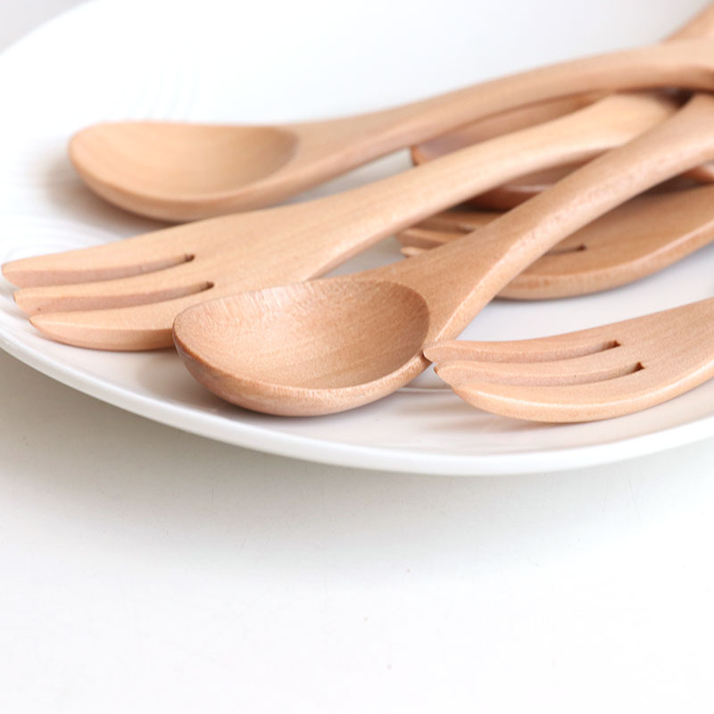 Title 5, Cartoon wooden spoon and fork boxed