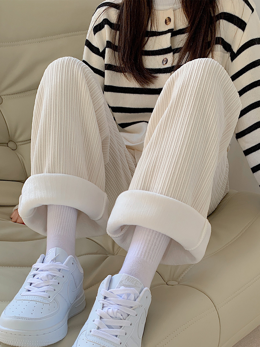 Title 15, Casual Padded White Corduroy Trousers