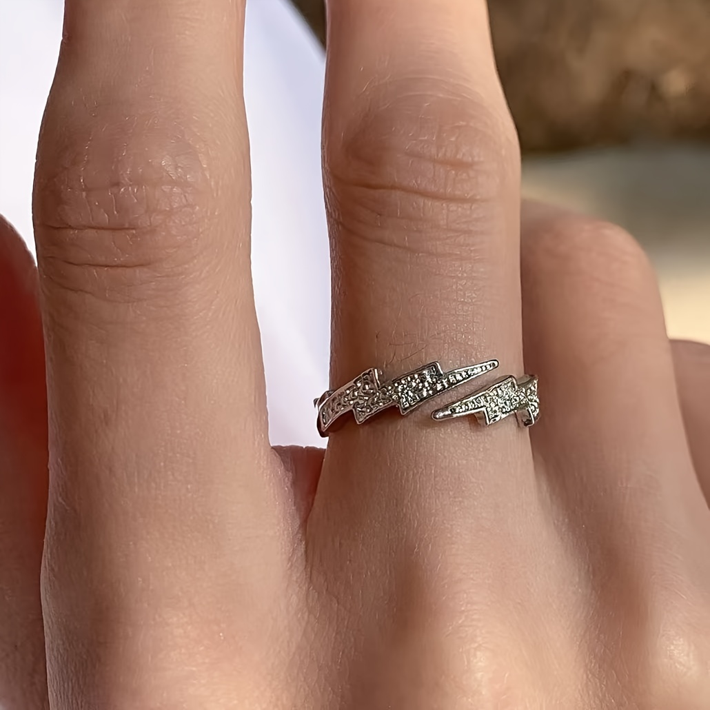 1 Piece Fashion Niche Lightning Open Ring For Men, Party Accessory, Daily Wear, Trendy Jewelry, Retro Design, Durable Rhodium-Plated Metal, Bold Accessory, Avant-Garde Shape, Ideal Gift For Style-Cons