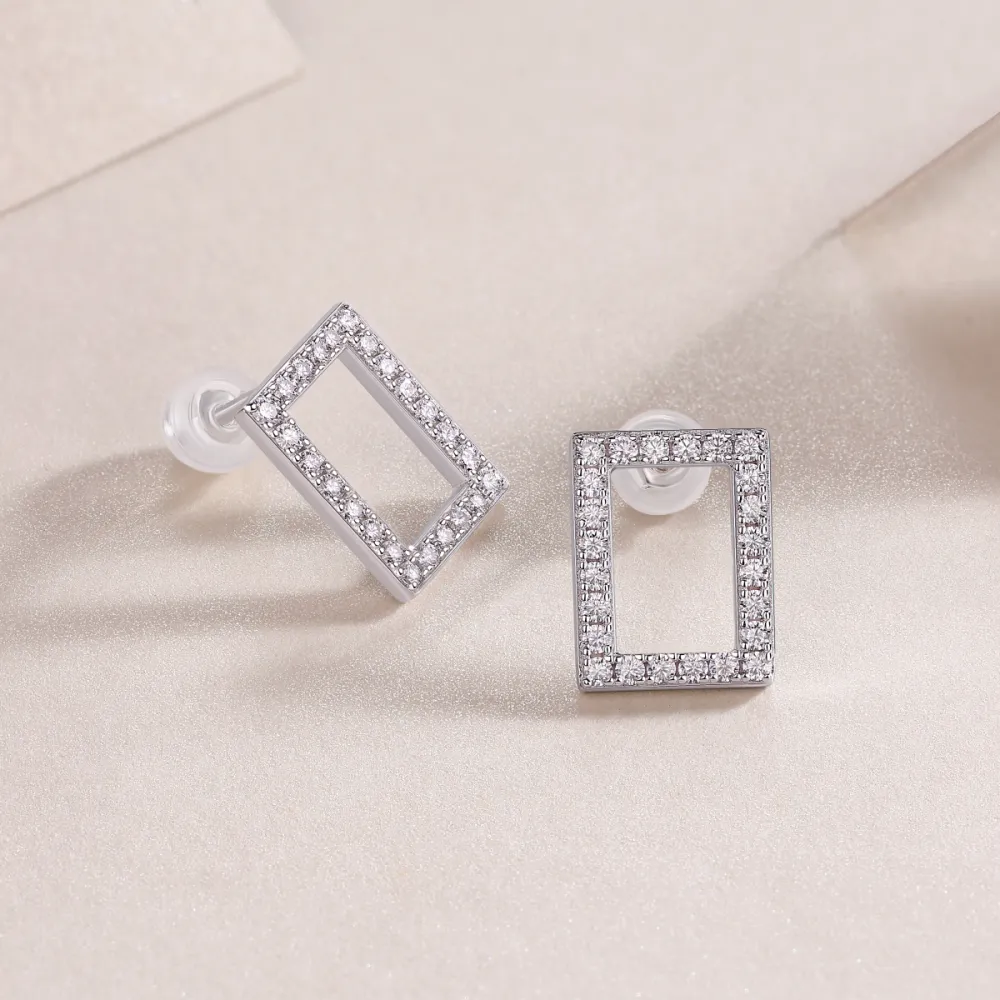 1In Full Swing - Fashionable And Affordable Jewelry With Moissanite S925 Sterling Silver And Platinum-plated Stud Earrings Prohibit TikTok sales