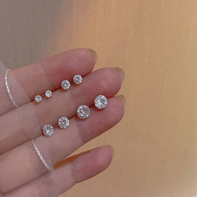 Women's Fashion Simple Pure Silver Zircon Stud Earrings