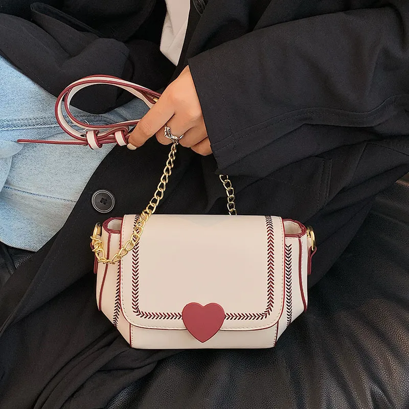 High Sense Of Niche Design Chain Cross Shoulder Love - White