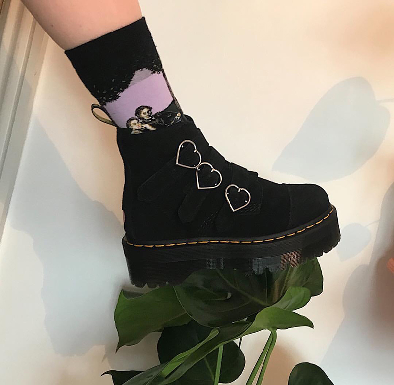 Title 2, Botas Curtas Harajuku Love Buckle Martin de cou...