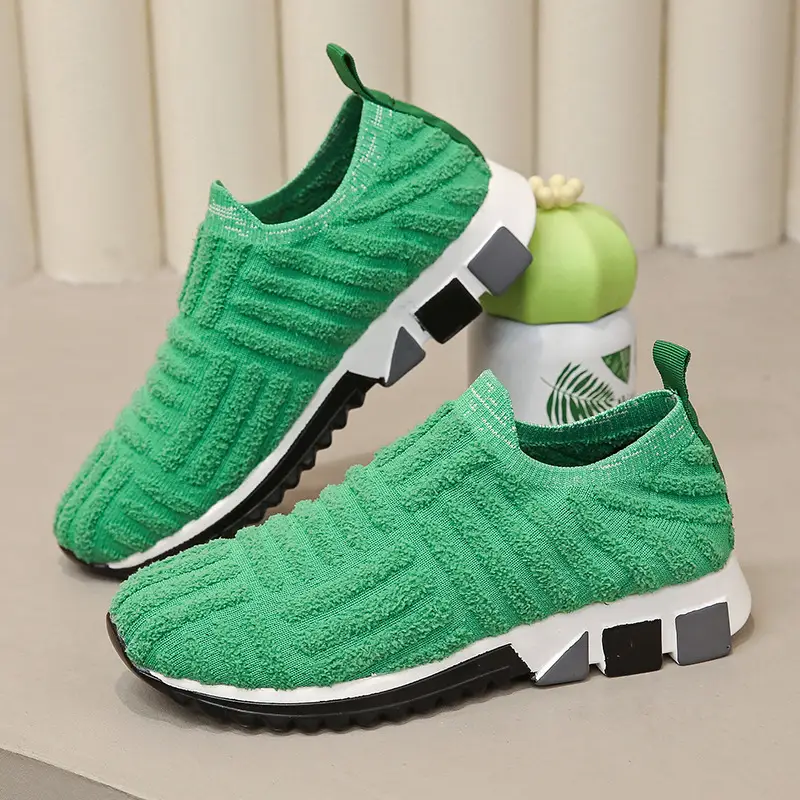 Women's Mesh Breathable Solid Color Casual Shoes