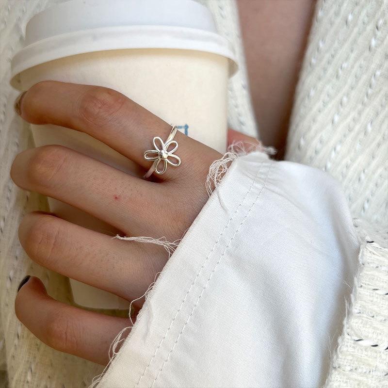 Title 3, 925 Sterling Silver Bright Silver Flower Ring