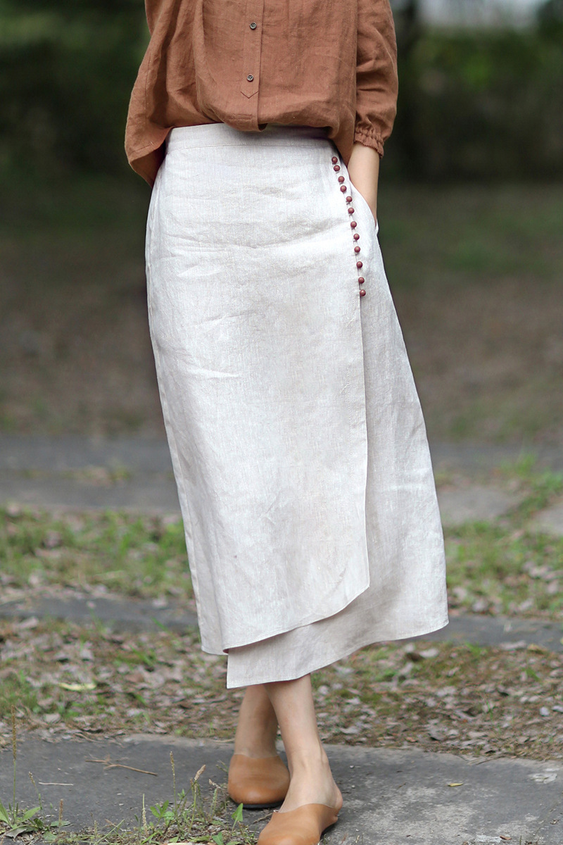 Raw Jute Irregular Stitching Skirt. Product information: Pattern: solid color, Fabric name: linen, Skirt-type: A- line skirt, Color: Hemp, Main fabric composition: linen, Size: S,M,L,XL, Style type: artistic retro, Skirt length: mid skirt, Skirt Category: