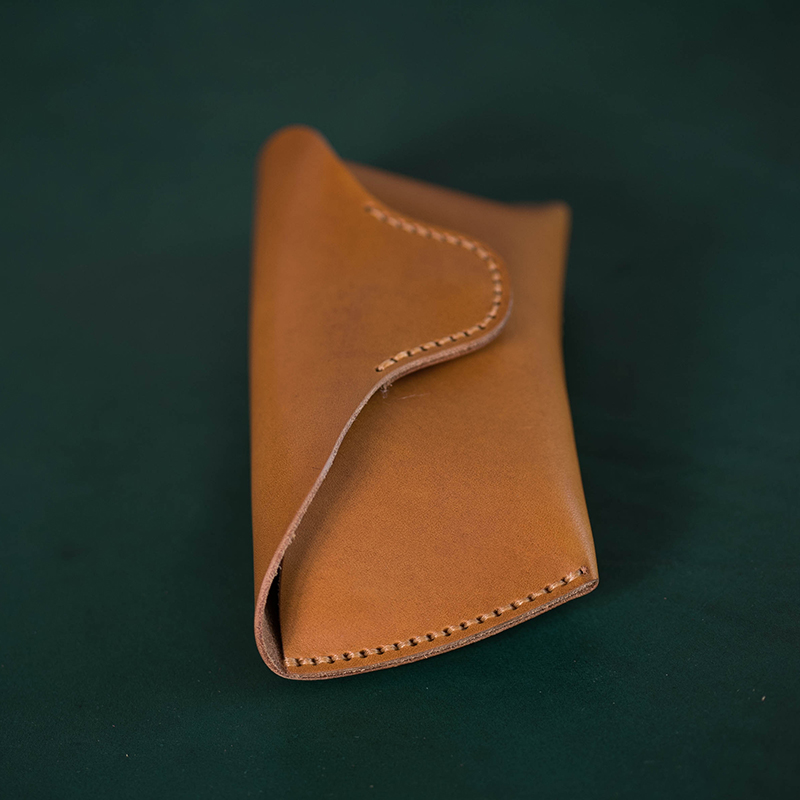 Fog Wax Leather Glasses Case Manual Sewing