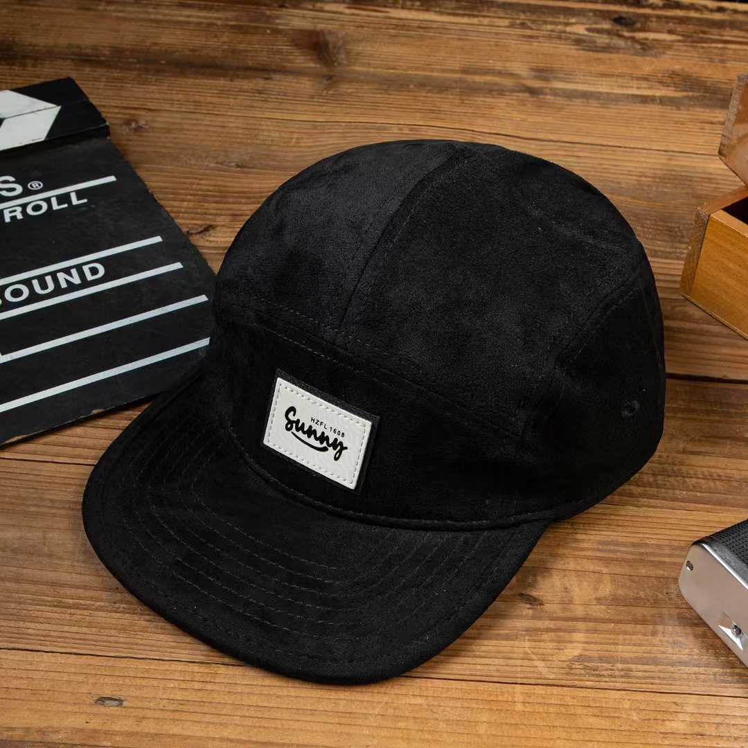Summer Men's And Women's Identical Suede Fabric Simple Letter Logo Five-panel Hat For Couples, Suitable For Versatile Daily Commuting And Casual Outings.