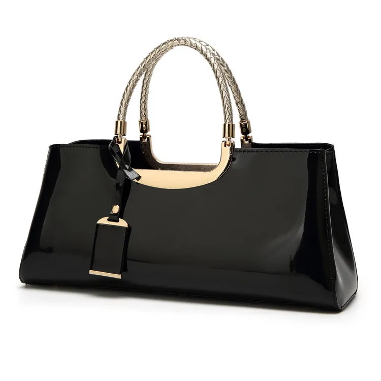 European And American Fashion Light Plastic Patent Leather Handbag - Black
