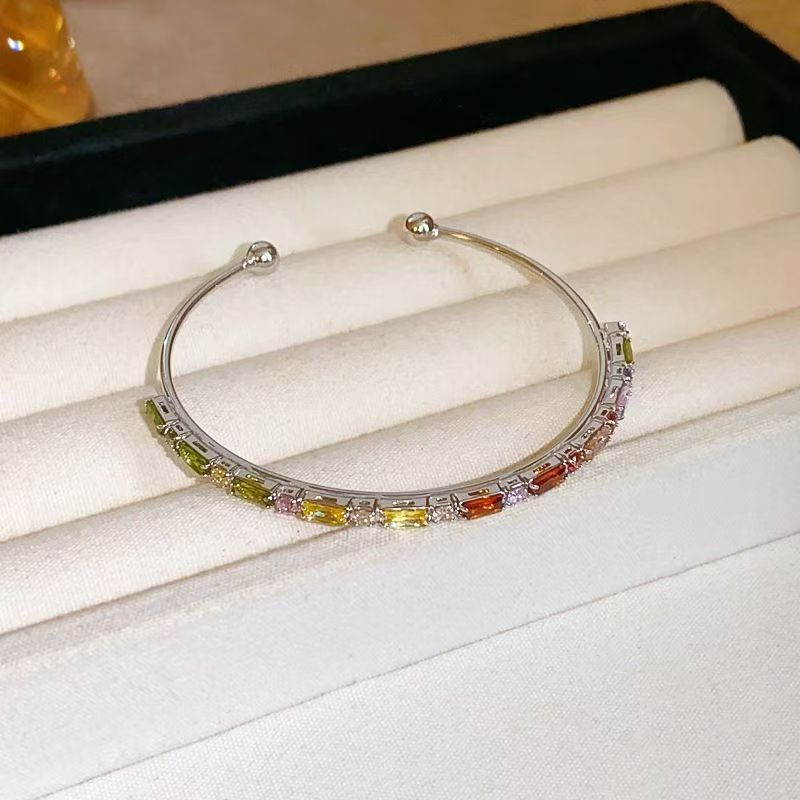 French Court Style Zircon Rhinestone Bangle Retro Light Luxury High-End Women Bracelet