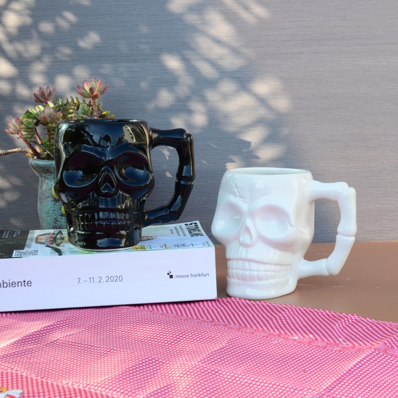 Skull Stereo Ceramic Mug Halloween (White skull1)