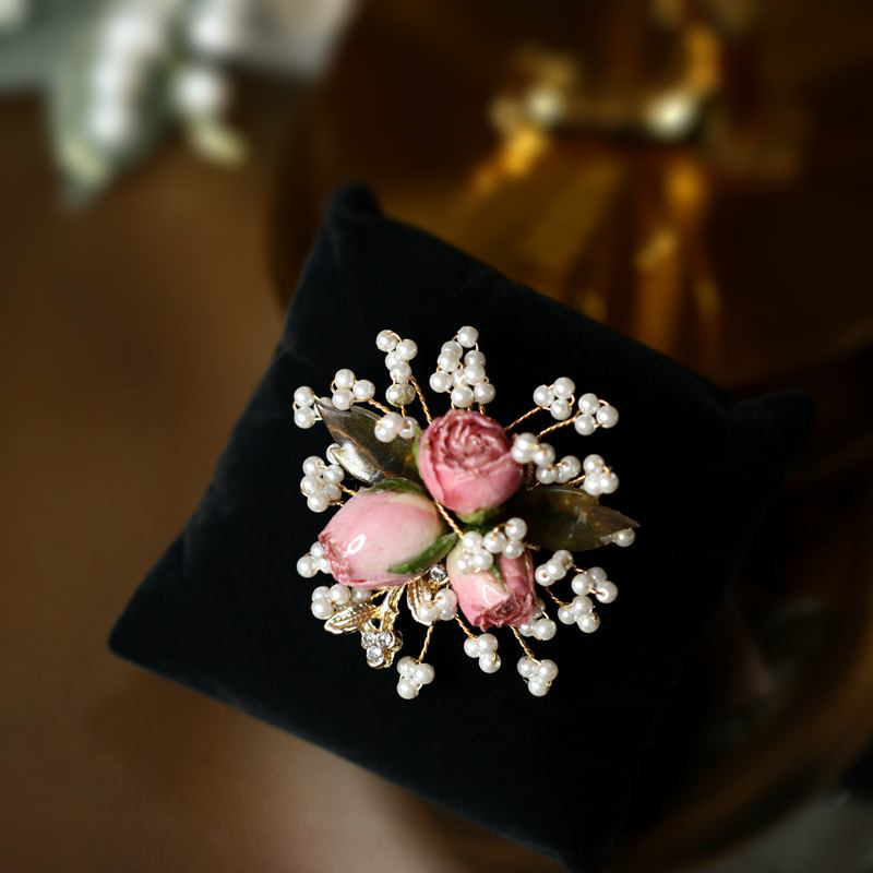 Vintage Flower Brooch Upscale Women's Elegant Delicate Pin Decorative Corsage — foto 5