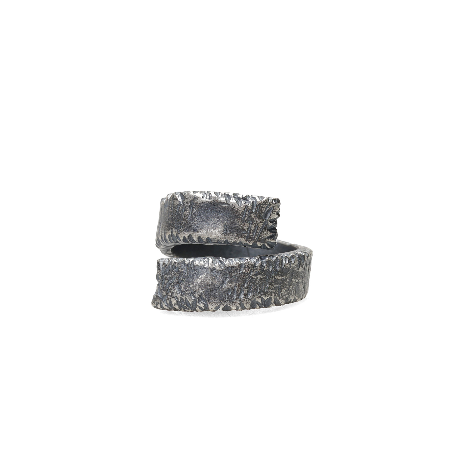 Dark Silver Distressed Black Swirl Neutral Design Ring