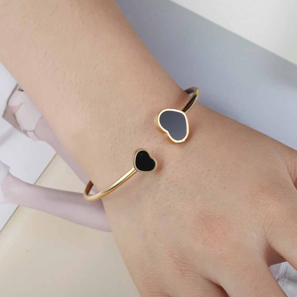 Personality Heart-Shaped Bracelet Korean Version