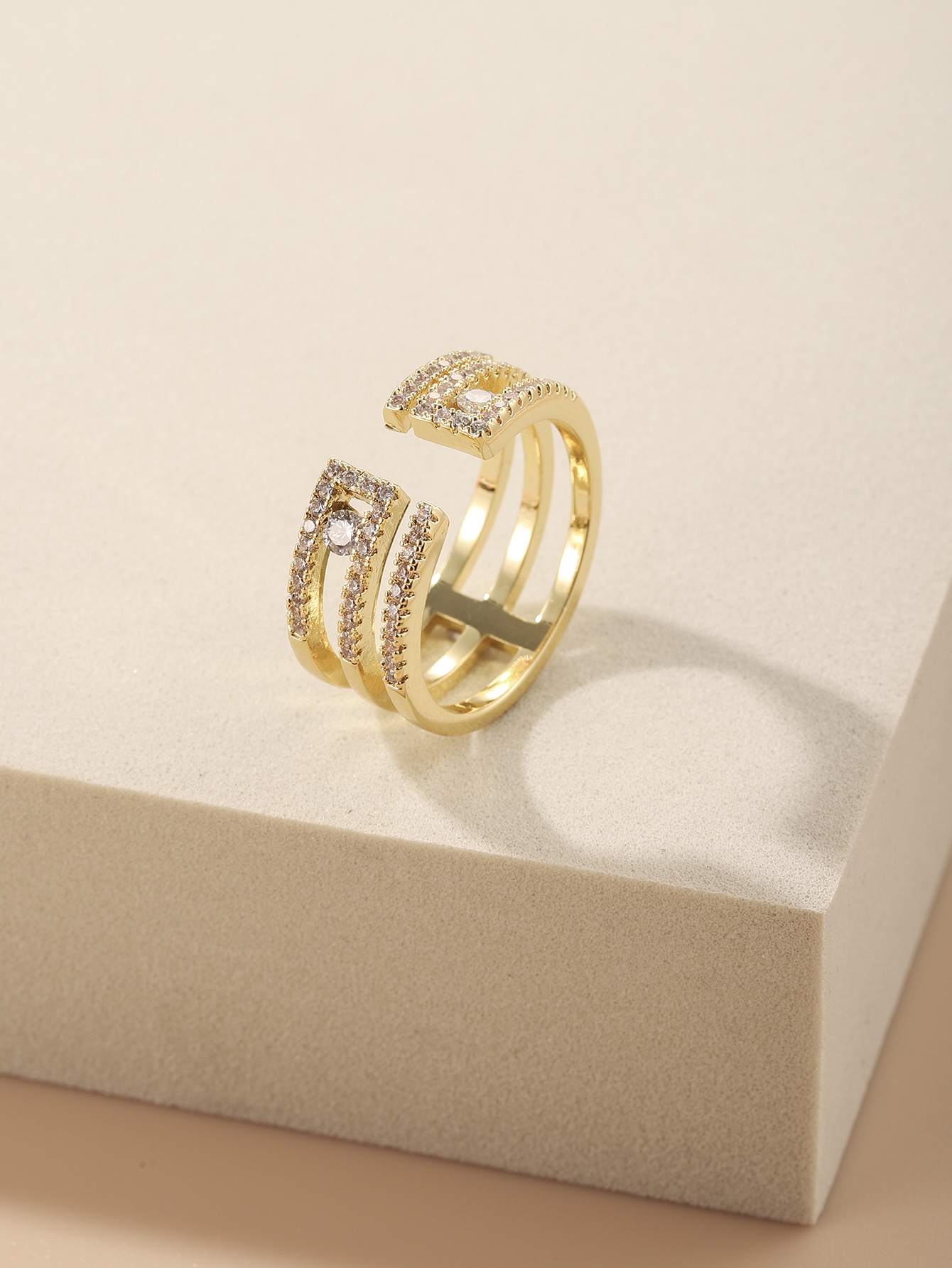 Color-fast Female Rose Gold Fashion Trend