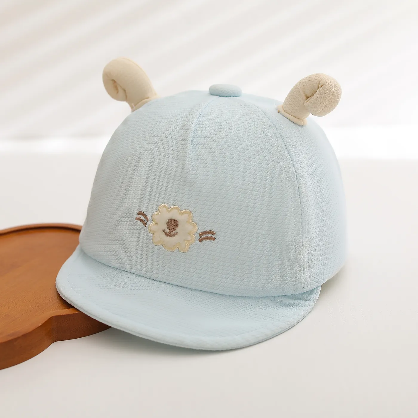 Summer Baby-style Three-dimensional Sheep Horn Small Lamb