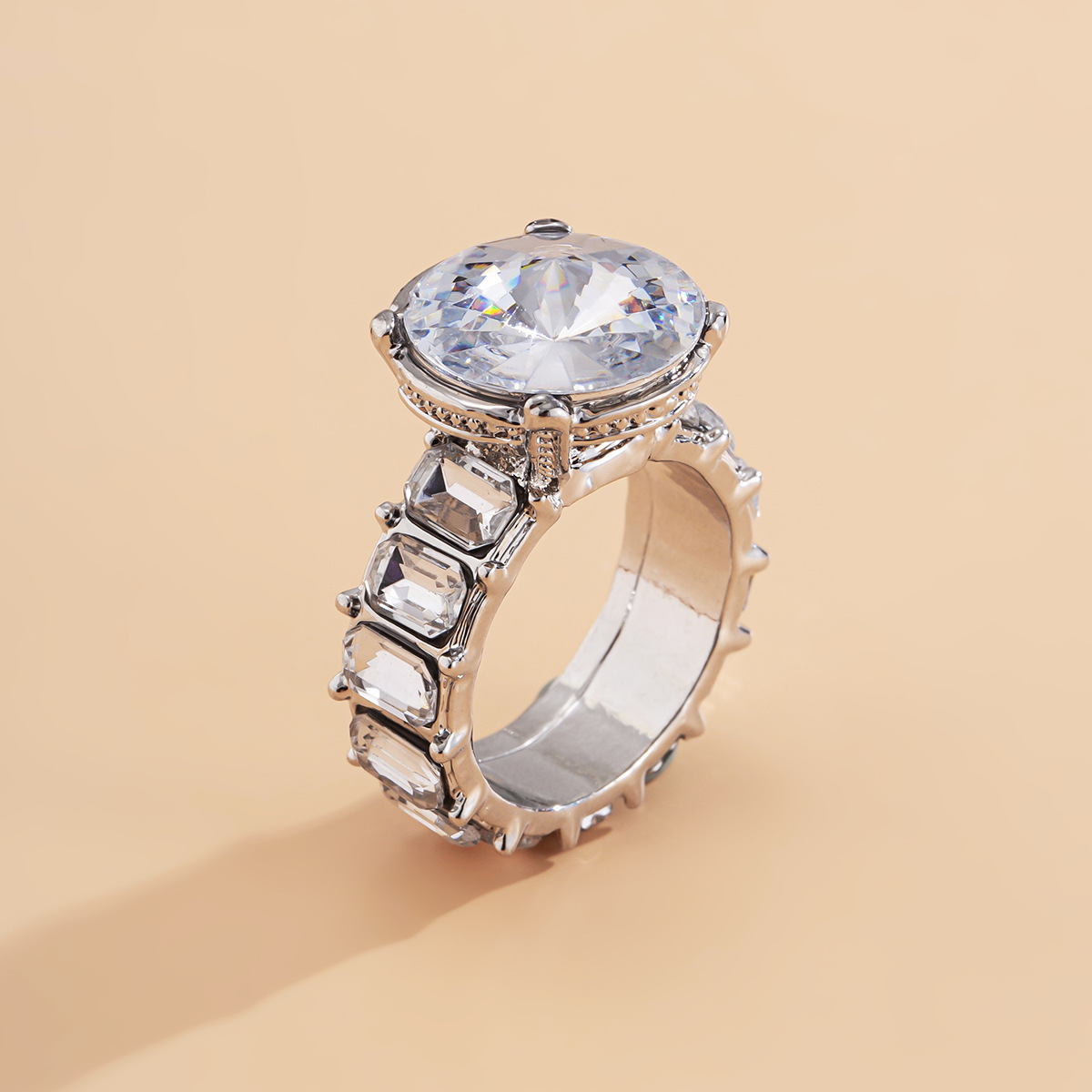 Jewelry Ring Personalized Creative Emerald Diamond