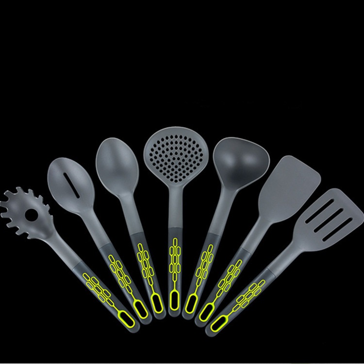 Title 8, New Kitchen Non-Stick Pan Tool Set