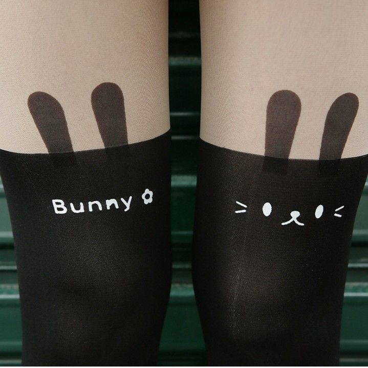 Title 4, Printed stitching white cartoon stretch stockings