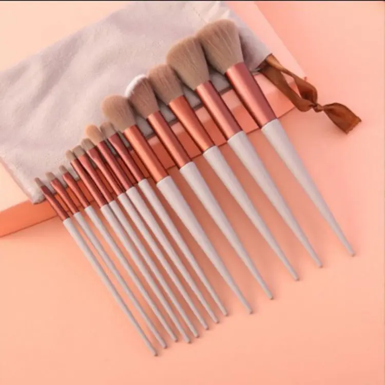 Makeup Brush Set Make Up Concealer Blush