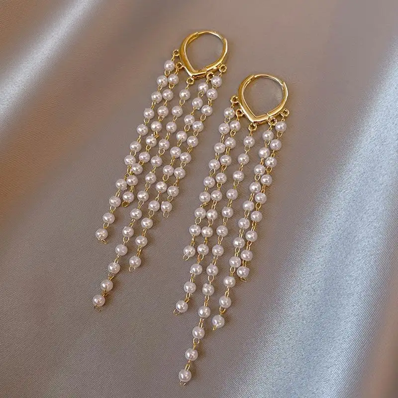 Pearl Long Tassel Earrings With Simple Design