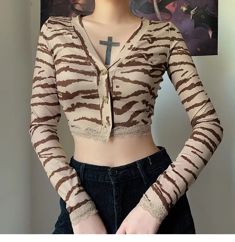 Retro Little Milk Leopard Bottoming Shirt Design Sense Lace - Khaki