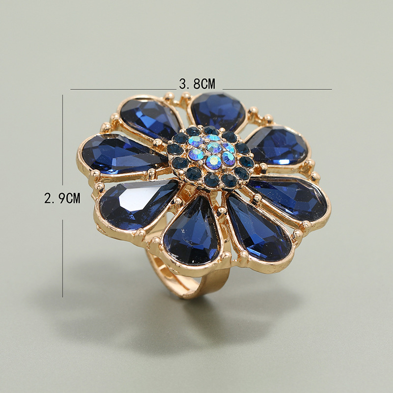 Personality Trend Exaggerated Hollow Flower Ring
