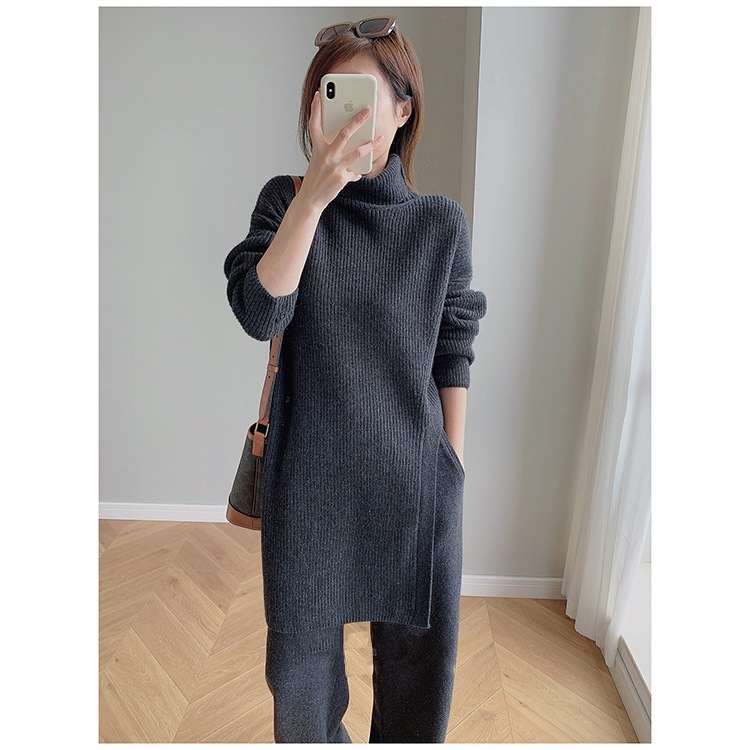 Title 4, Womens Turtleneck Soft Glutinous Sweater Suit....