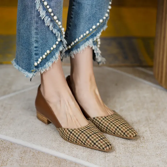 Low Heel Shallow Mouth Pointed Sandals Brown - Shop at LoveMi