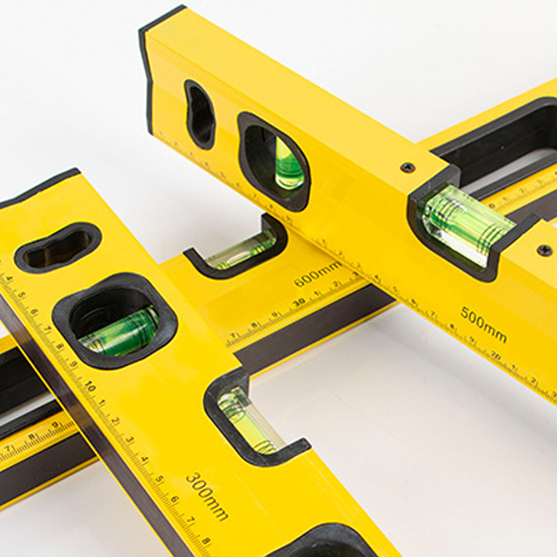 MAGNETIC 3 PIECE BUILDERS BUILDING SPIRIT LEVEL SET - 300, 600, 1000mm Yellow — image 9